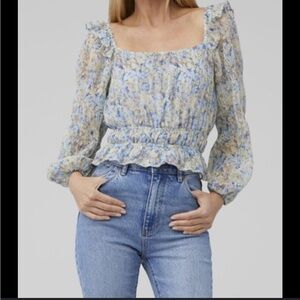 ASTR The Label Blouse Elva TOP Floral Ruffle Ruched Smocked Festival New Taupe S